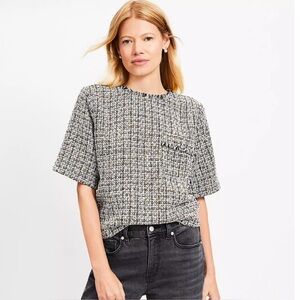 LOFT Metallic Fringe Tweed‎ Pocket Tee
Ivory/Gold Sz MP EUC
